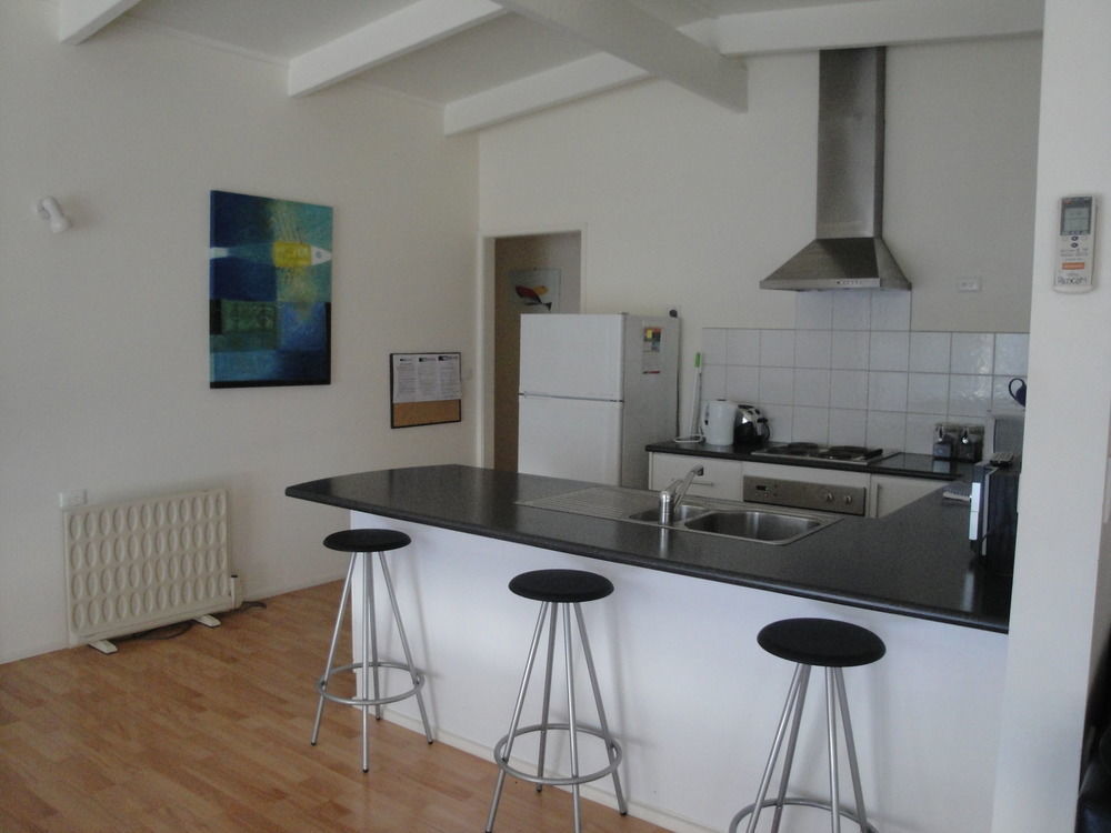 Off Mountain Accommodation Merrijig Exteriör bild